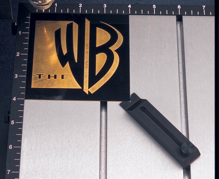Corner-Clamp-D